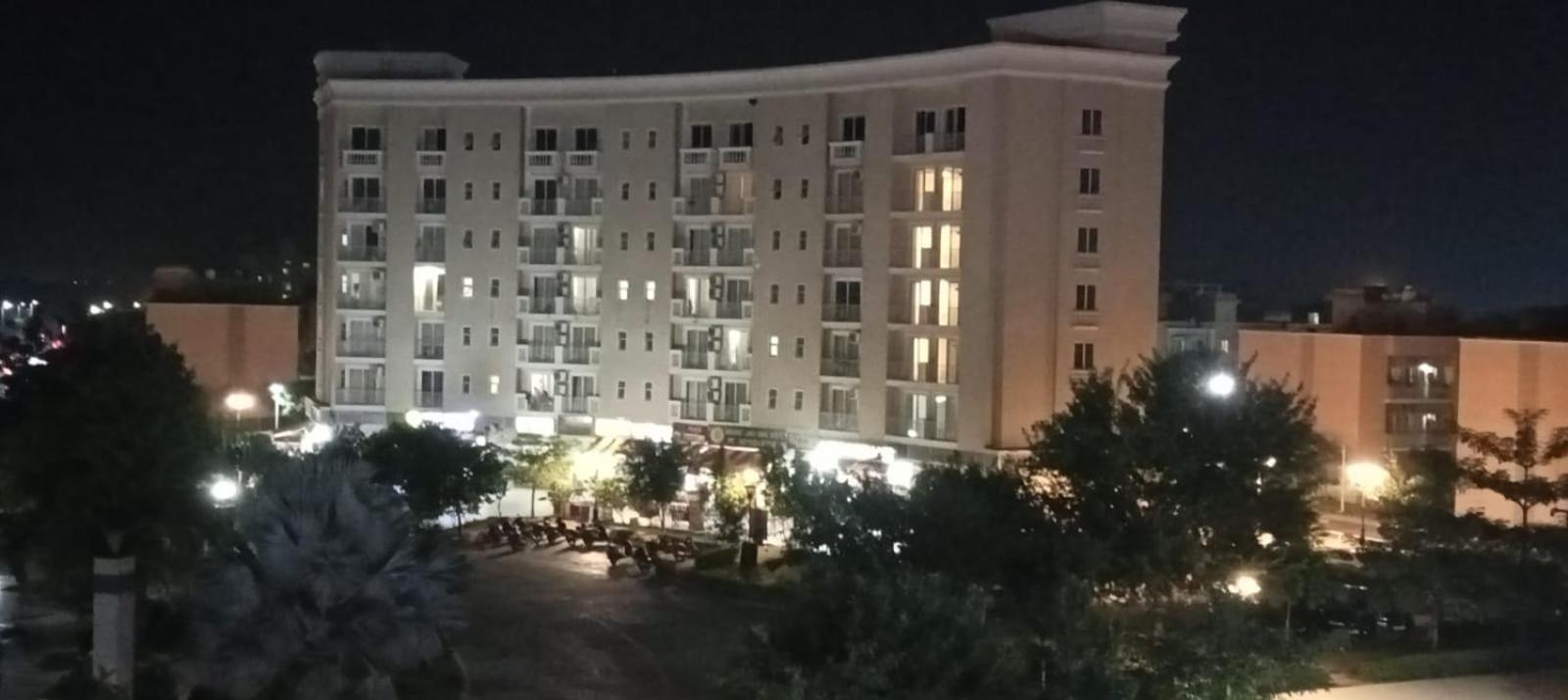 Meera 1 Bhk Palace Omaxe Vrindāvan Buitenkant foto